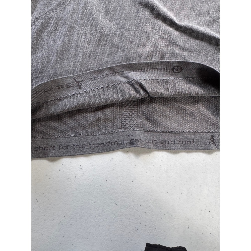 Lululemon Swiftly Tech Short Sleeve 2.0 Grey Running Training Shirt Size 4 - Picture 3 of 6